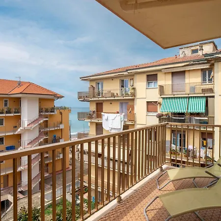 Appartement Hostfacile - New Beach Front - Wifi - Air Conditioning *